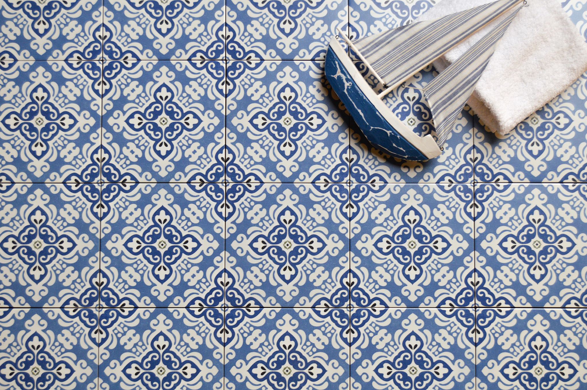 Tapestry Istanbul 9x9  | Glens Falls Tile & Supplies